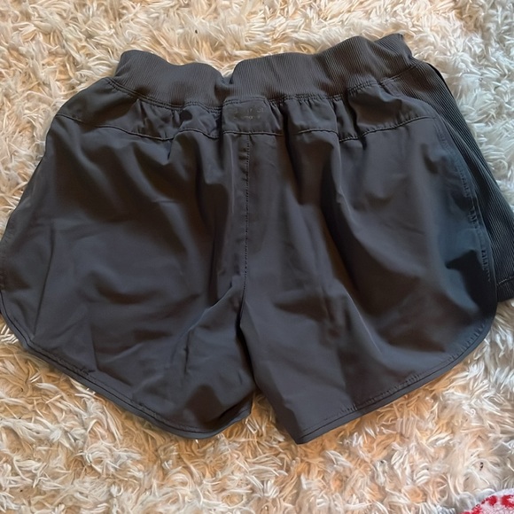 shorts - Picture 2 of 2